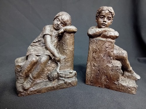 Heredities bronzed resin - heredities,