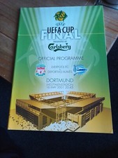 UEFA CUP FINAL 2001 Liverpool v Alaves - Official programme (LU) 