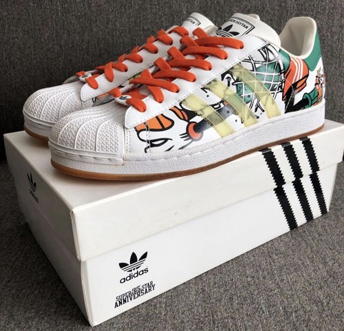 Size adidas superstar - 10.5,