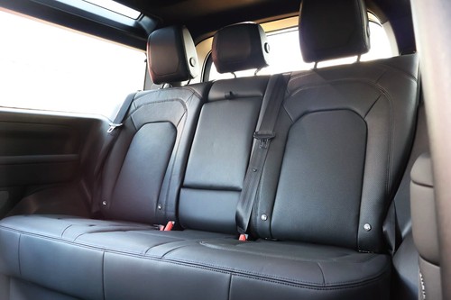 Land rover defender rear - rover,