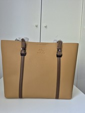 Women's Large Capacity