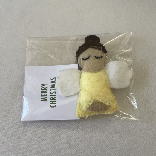Pocket hug angel - angel, christmas