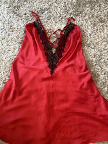 Satin and lace ann - lace,