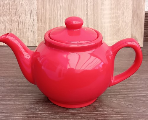 Tea for one - red, teapot