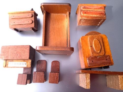 Dolls house furniture mixture - furniture,