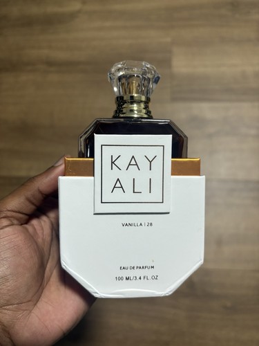 Kayali vanilla eau de - vanilla,