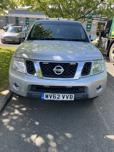 Nissan navara d40 - nissan,