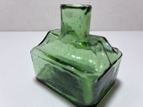 Lovely bright green old small - bright,