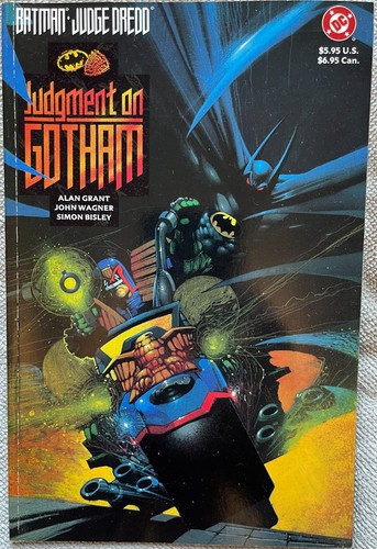Batman judge dredd - batman, on