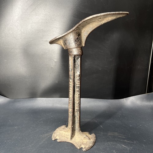 Antique cobbler anvil - antique, stand