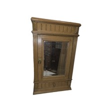 Pharmacy Shelf / Oak Bathroom