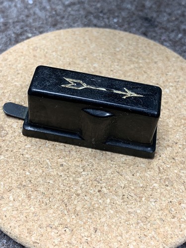 Antique black arrow radio - black,