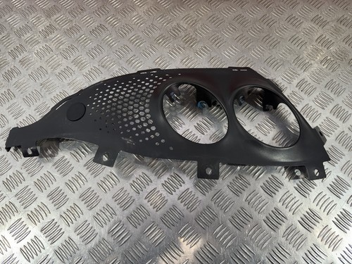 Genuine aston martin dbx707 - aston,