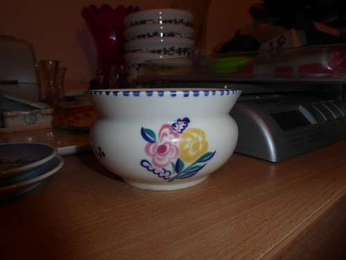 Poole pottery round bowl - poole,