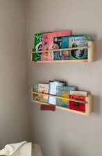 Childrens bookshelf SIMILAR to