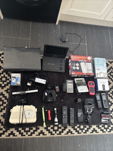 Job lot electrical items - job,