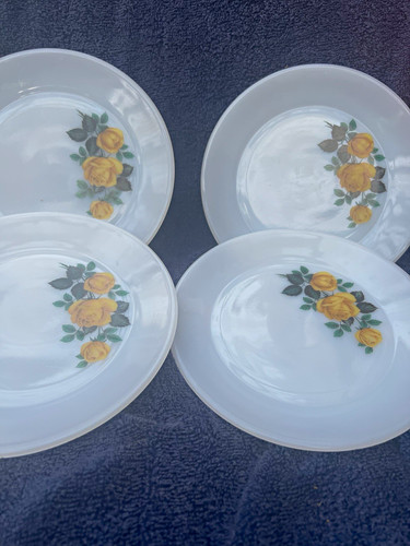 4-Piece tea plates phoenix