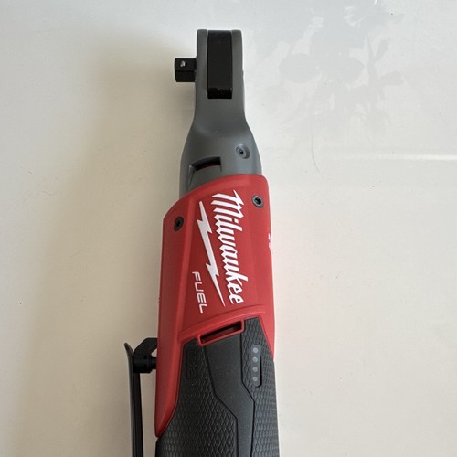 Milwaukee m12 fir38 fuel 12v - milwaukee,