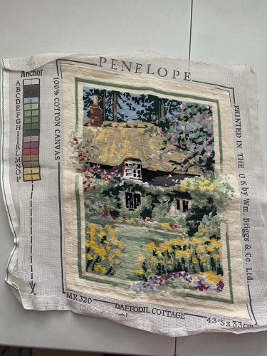 Daffodil cottage tapestry - daffodil,