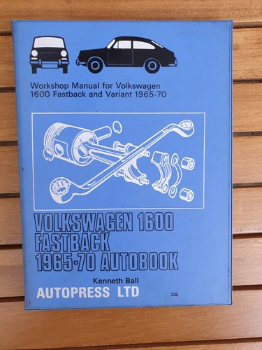 Volkswagon 1600 fastback - volkswagon,
