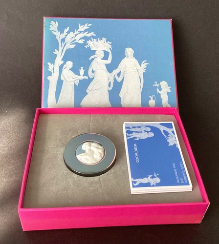 Very rare wedgwood jasperware - very,