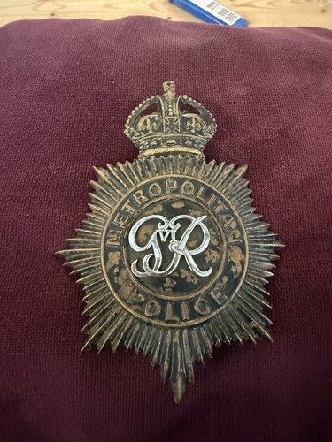 Black metropolitan police - metropolitan,