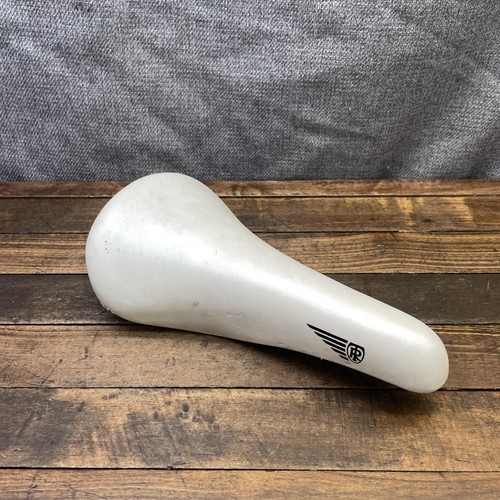 Vintage ritchey logic saddle - logic,