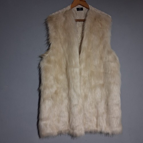 Ivory faux fur cable - faux,