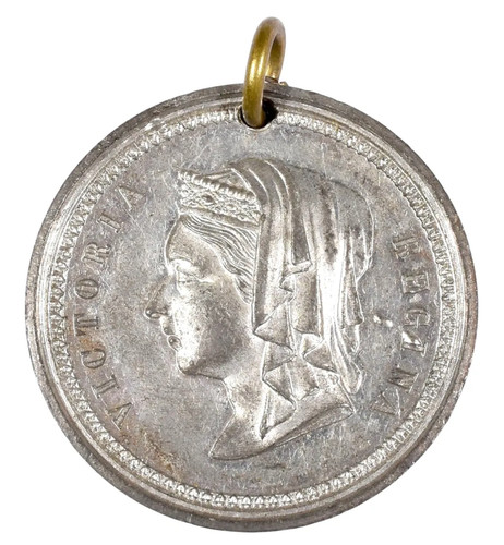 Antique old queen victoria - antique,