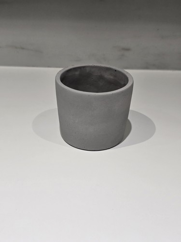 Small grey round concrete - grey,