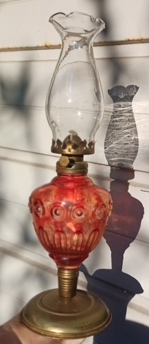 Vintage brass pedestal - vintage, red