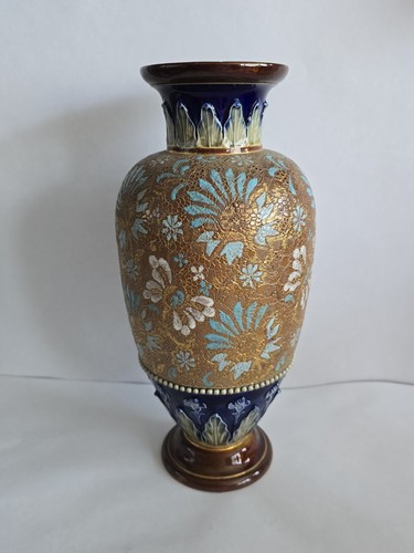Antique royal doulton - royal, lambeth