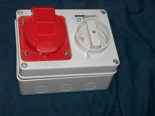 Amp pin 400v ip44 3 - 5, phase