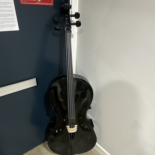 Black gloss finish - gloss,