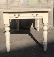 L(384) Laura Ashley Farmhouse