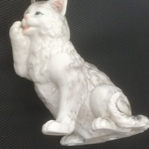 Ceramic pottery cat ornament - ceramic/pottery,