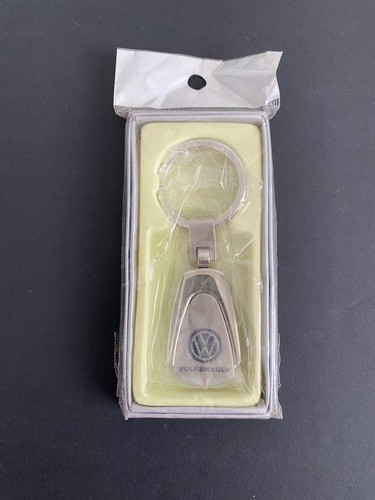 Volkswagen metal crest - volkswagen,
