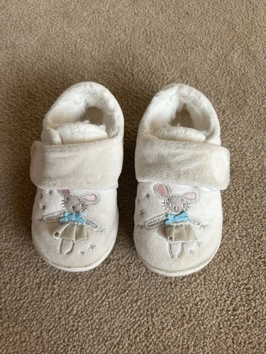 Girls next slippers size - -,