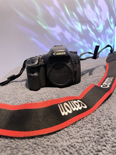 Used canon dslr - 7d,