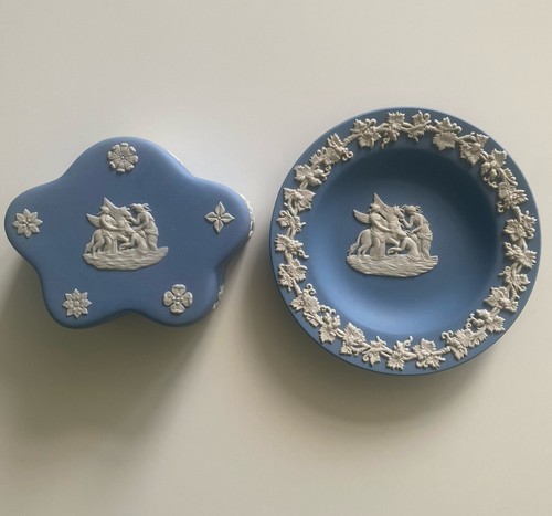 Wedgwood blue jasperware - wedgwood,