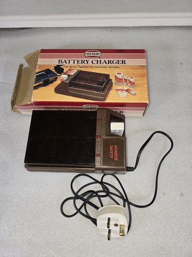 Vintage ever ready - ready, battery