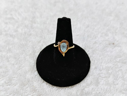 10k gold blue topaz - 10k, topaz/aquamarine