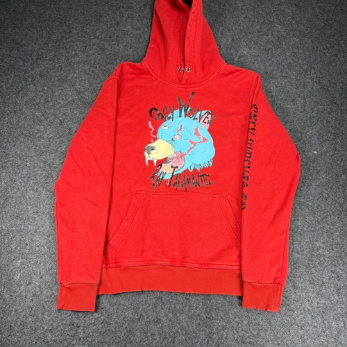 Only wolves red graphic - only,