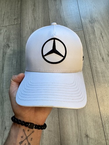 Mercedes amg petronas lewis - petronas,