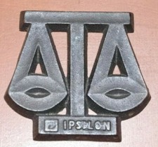 JAPANESE IRON PAPERWEIGHT TRIVET LIBRA SCALES IPSILON VINTAGE BUNCHIN
