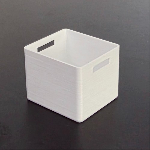 Scale dolls house - 1:12,