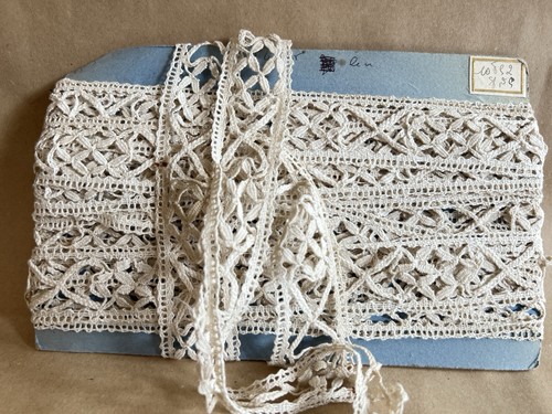 Vintage white lace - white, antique