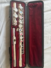 Yamaha YFL-211SII Flute with