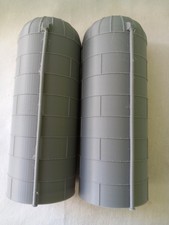 oo gauge feed silos x 2 suit hornby bachmann