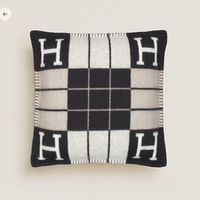 HERMES Avalon III PM Cushion